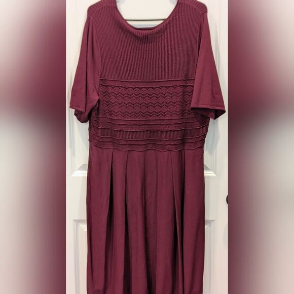 Lane Bryant Burgundy Knit Dress Size 18/20 Crochet Lace Pleated Dark Academia - Picture 2 of 6